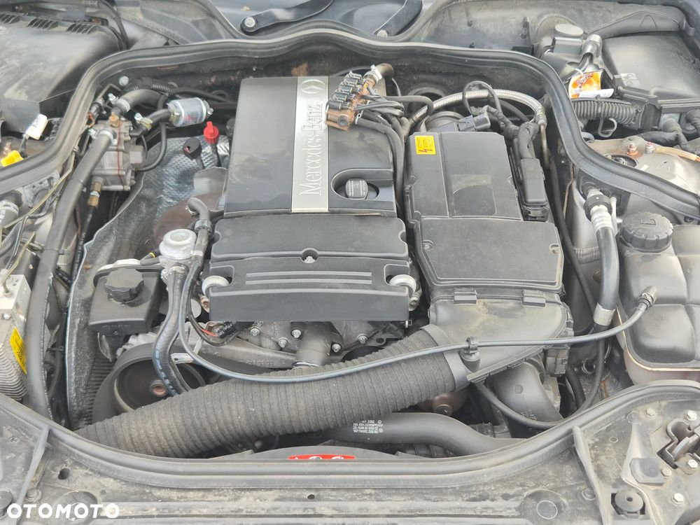 Mercedes-Benz Klasa E - 26