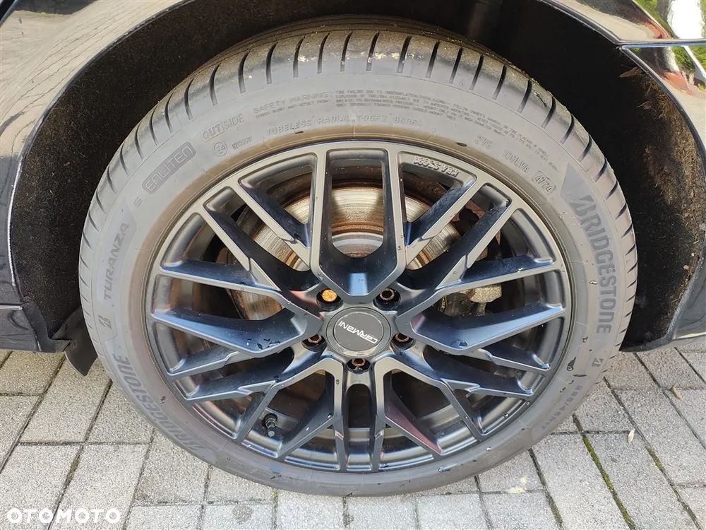 Mercedes-Benz Klasa C 350 CDI BlueEff Avantgarde 4-Matic - 32
