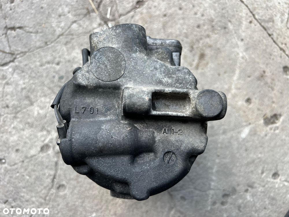Sprężarka klimatyzacji kompresor DENSO 7SEU17C 2.7cdi 2.2cdi - 6