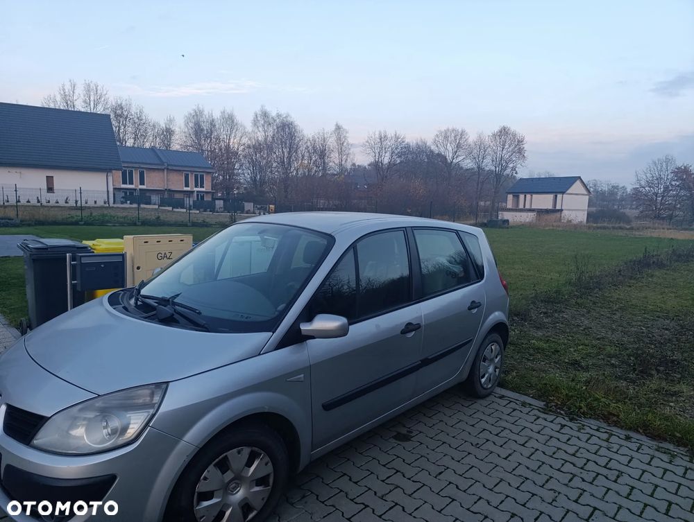 Renault Scenic 1.5 dCi Alize - 2