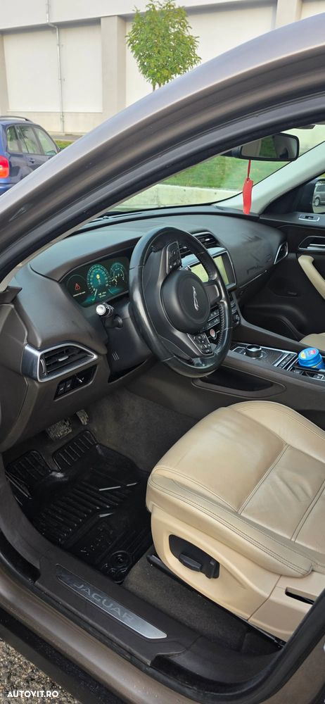 Jaguar F-Pace 20d AWD Aut. Portfolio - 4