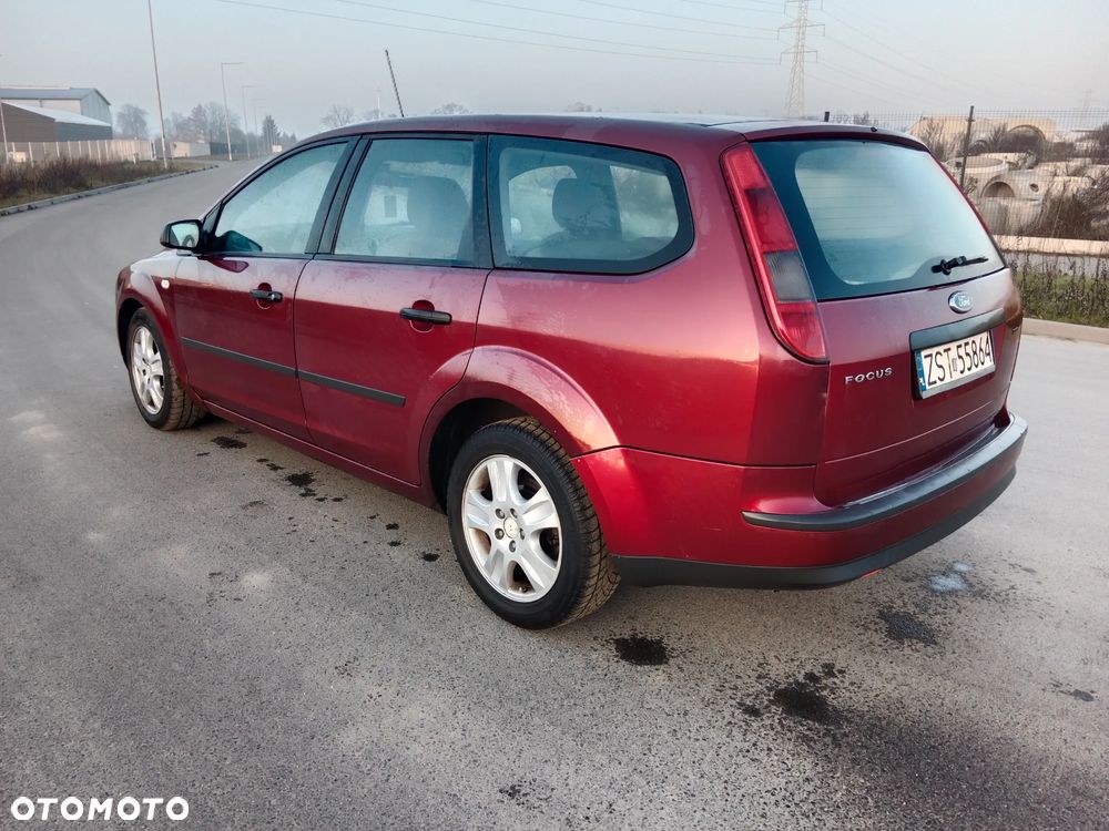 Ford Focus 2.0 TDCi Trend - 8