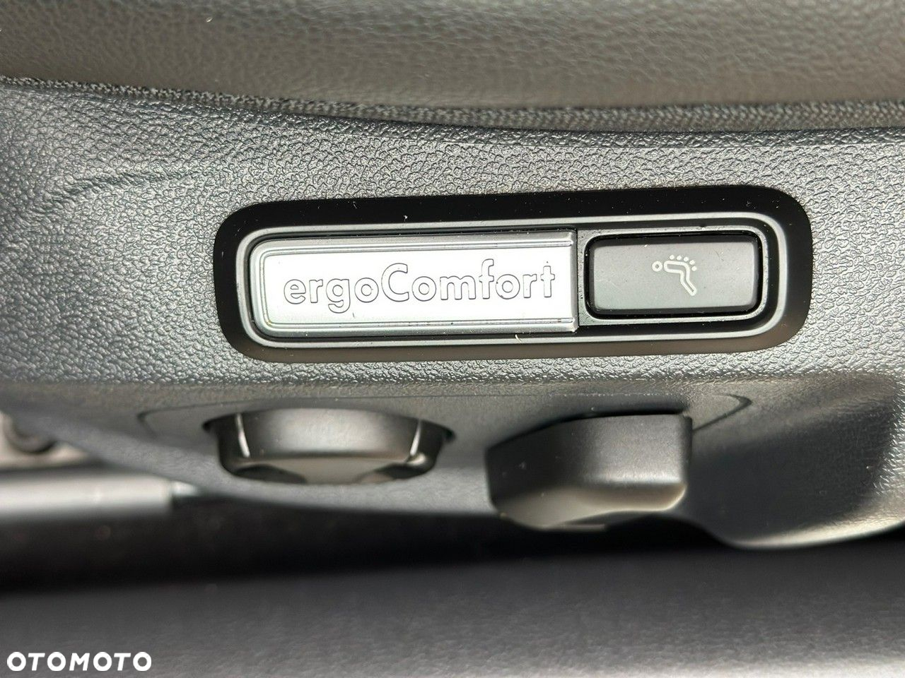 Volkswagen Arteon 2.0 TDI SCR DSG Elegance - 23