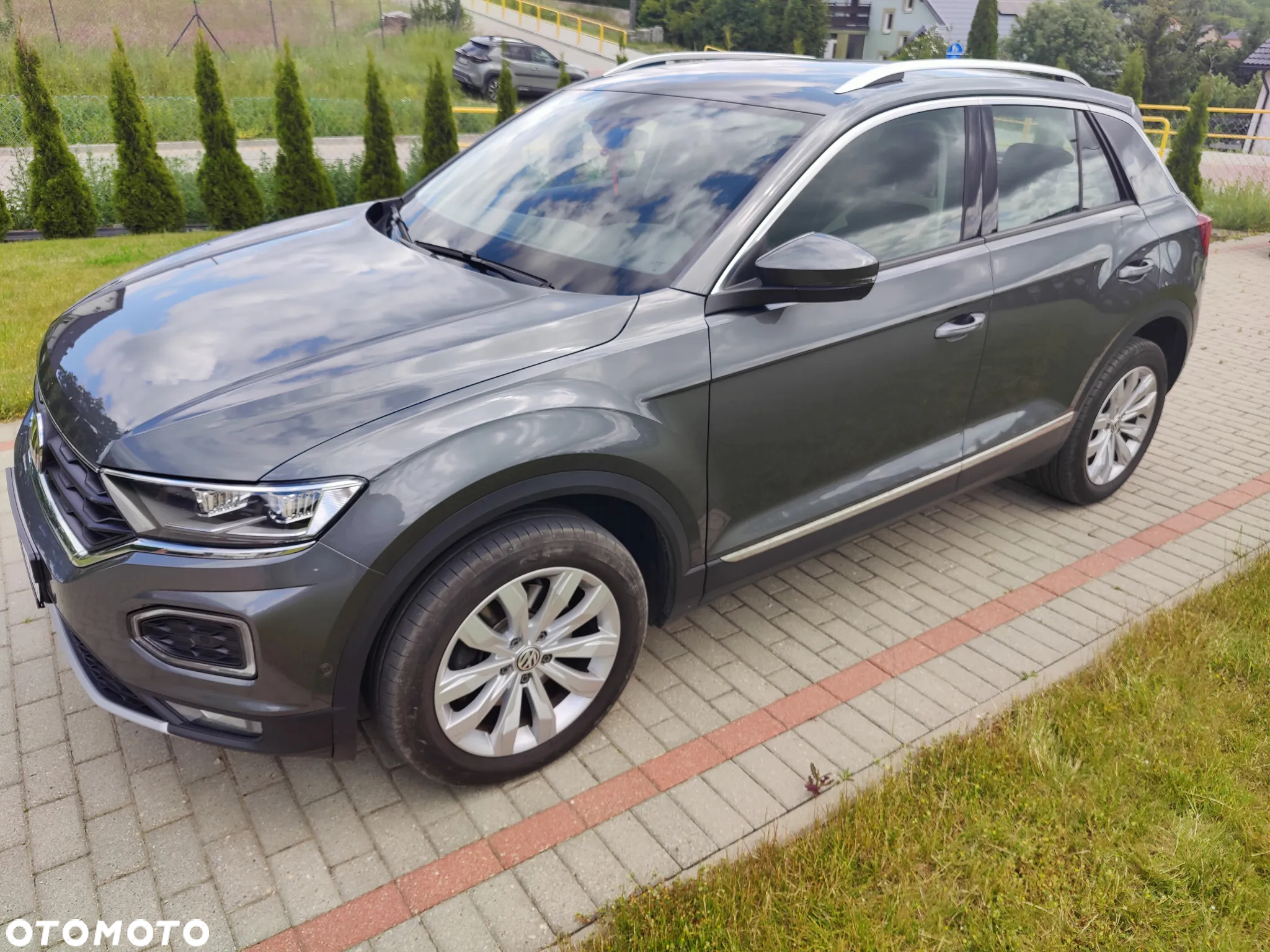 Volkswagen T-Roc - 14