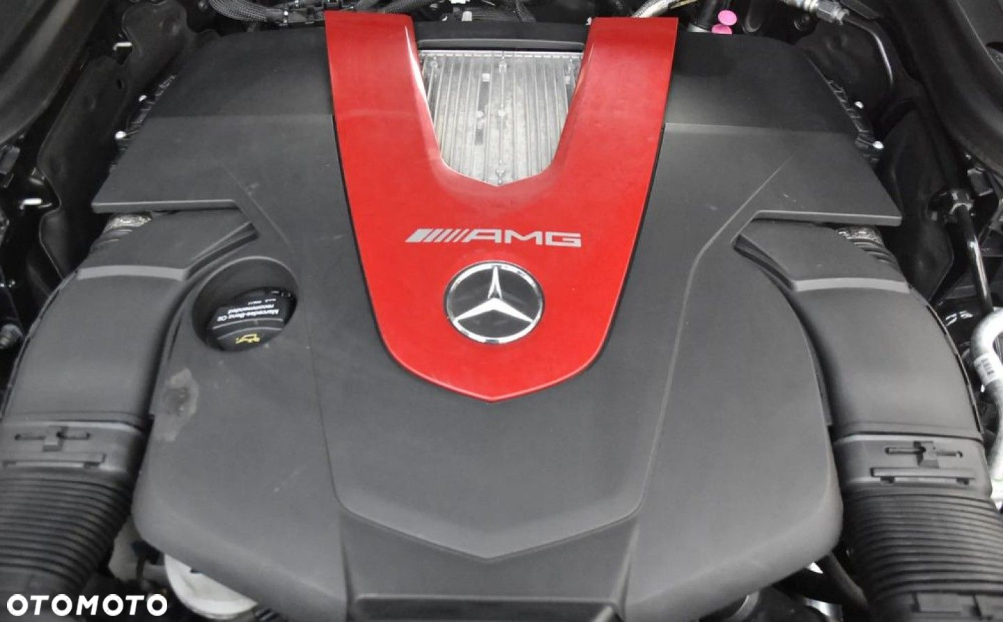 Mercedes-Benz GLC - 12