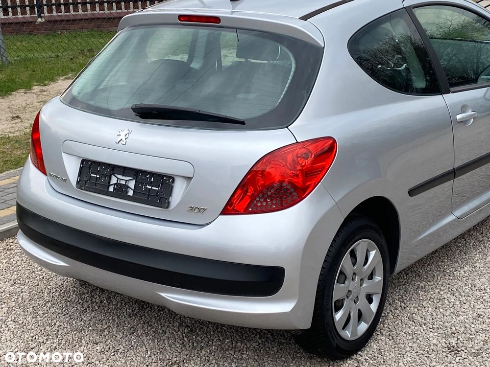 Peugeot 207 75 Urban Move - 20