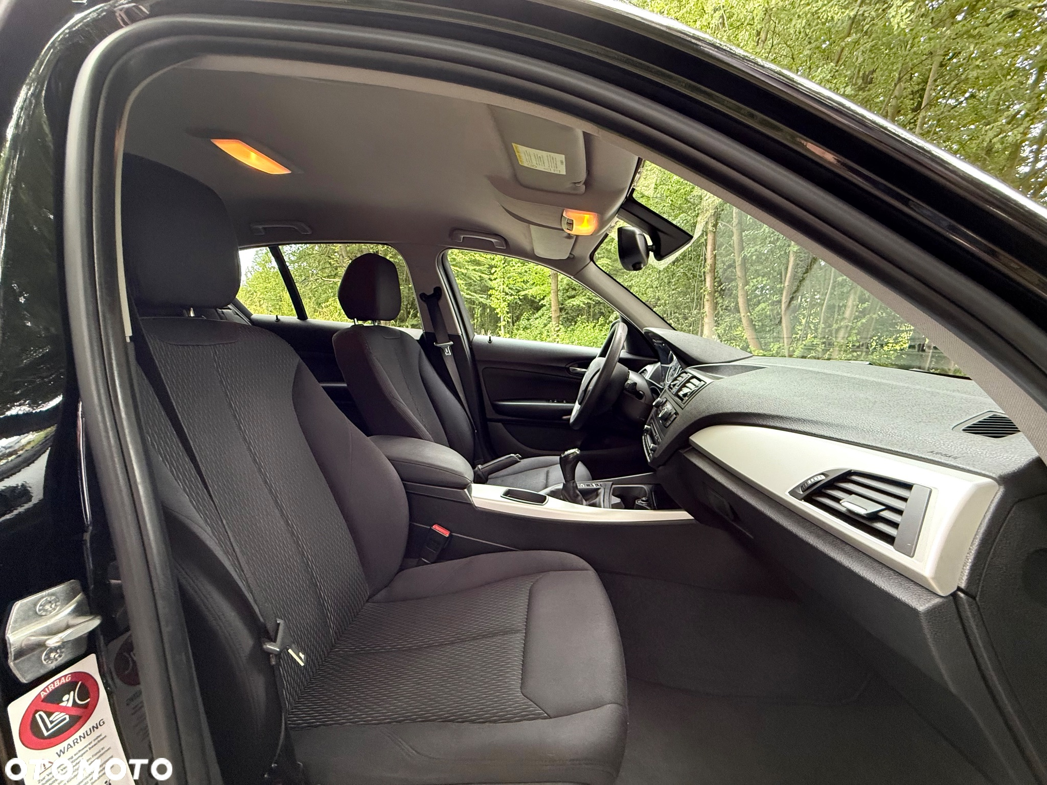 BMW Seria 1 116i - 25