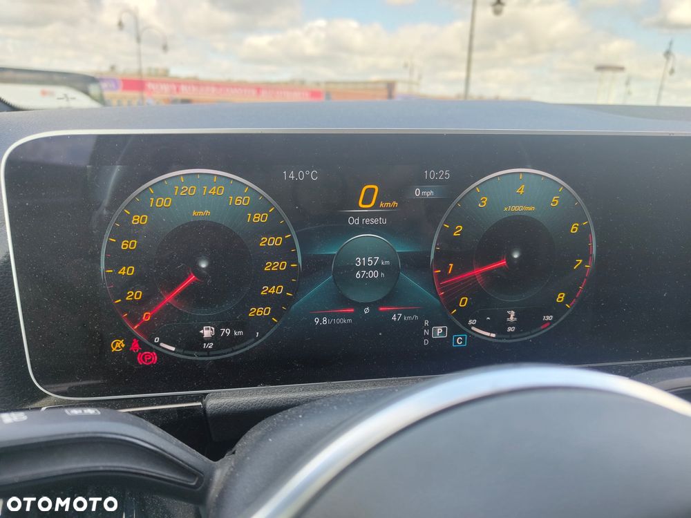 Mercedes-Benz GLA 250 Progressive - 25