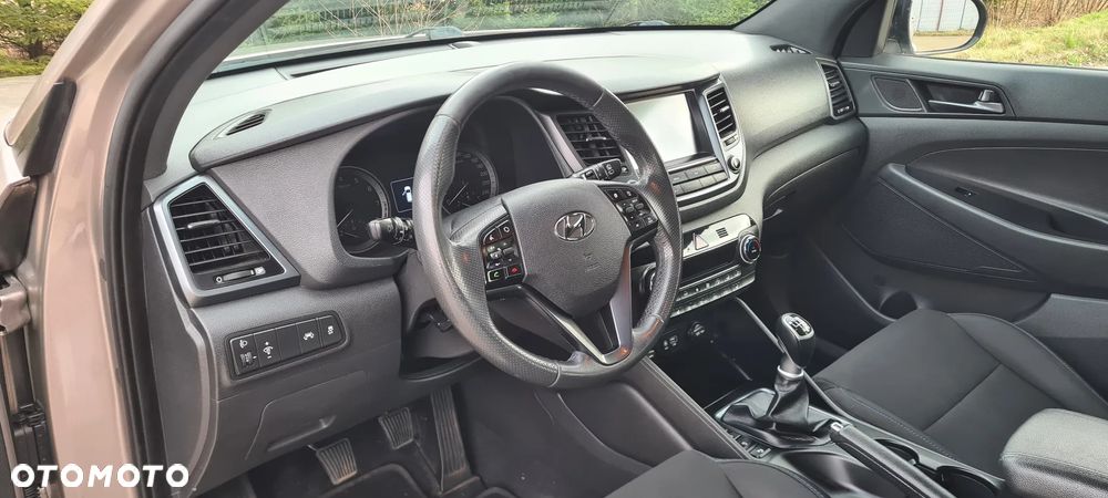 Hyundai Tucson - 11