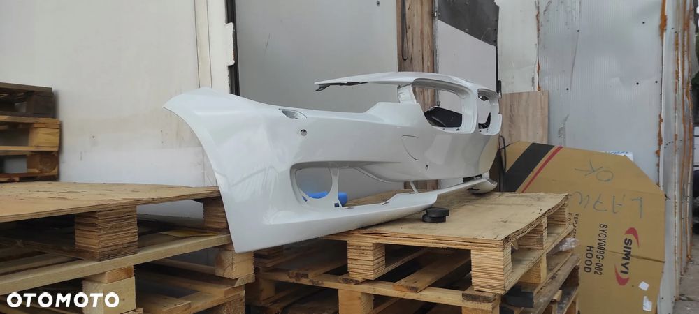 zderzak przód przedni bmw 3 f30 f31 przedlift x4 pdc pod czujniki xenon spryskiwacze 10.11-05.15 475 – Black Sapphire Metallic, A83 – Glaciersilver Metallic, A300 – Alpine White III, A96 – Mineral White Metallic, X10 – Tanzanite Blue II Metallic (Individual), B45 – Estoril Blue II Metallic, A89 – Imperial Blue Xirallic, 668 – Jet Black, 416 – Carbon Black Metallic, B39 – Mineralgrau Metallic, A96 – Mineral White Metallic, 416 – Carbon Black Metallic, X02 – Citrin Black Metallic (Individual), A75 – Melbourne Red Metallic, A92 – Orion Silver Metallic, C10 – Mediterranean Blue Metallic, C08 – Jucaro Beige Metallic, A76 – Deep Sea Blue Metallic, B39 – Mineralgrau Metallic, B40 – Liquid Blue Metallic, A52 – Space Grey Metallic, B53 – Sparkling Brown Metallic, B06 – Sunset Orange Metallic, C1X – Phytonic Blue Metallic, B65 – Mineral Blue Metallic, A17 – Havanna Metallic - 7