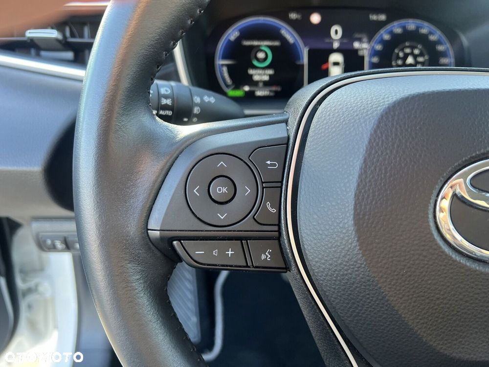 Toyota Corolla 1.8 Hybrid Comfort - 24