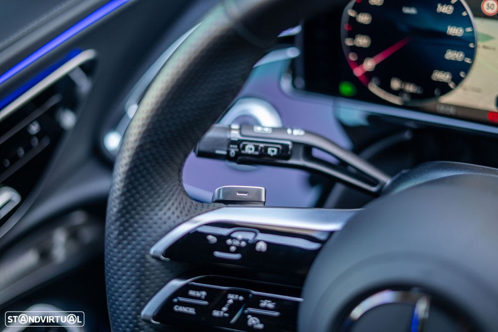 Mercedes-Benz E 300 e Station - 15