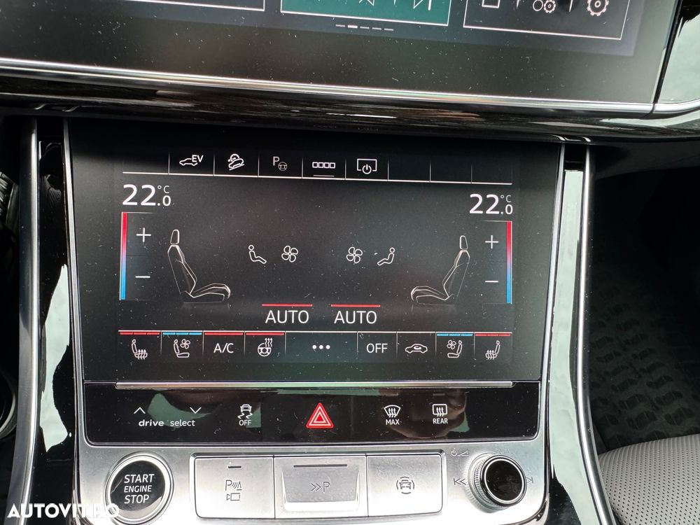 Audi Q8 SUV TFSI e quattro 290 kW tiptronic S line business - 17
