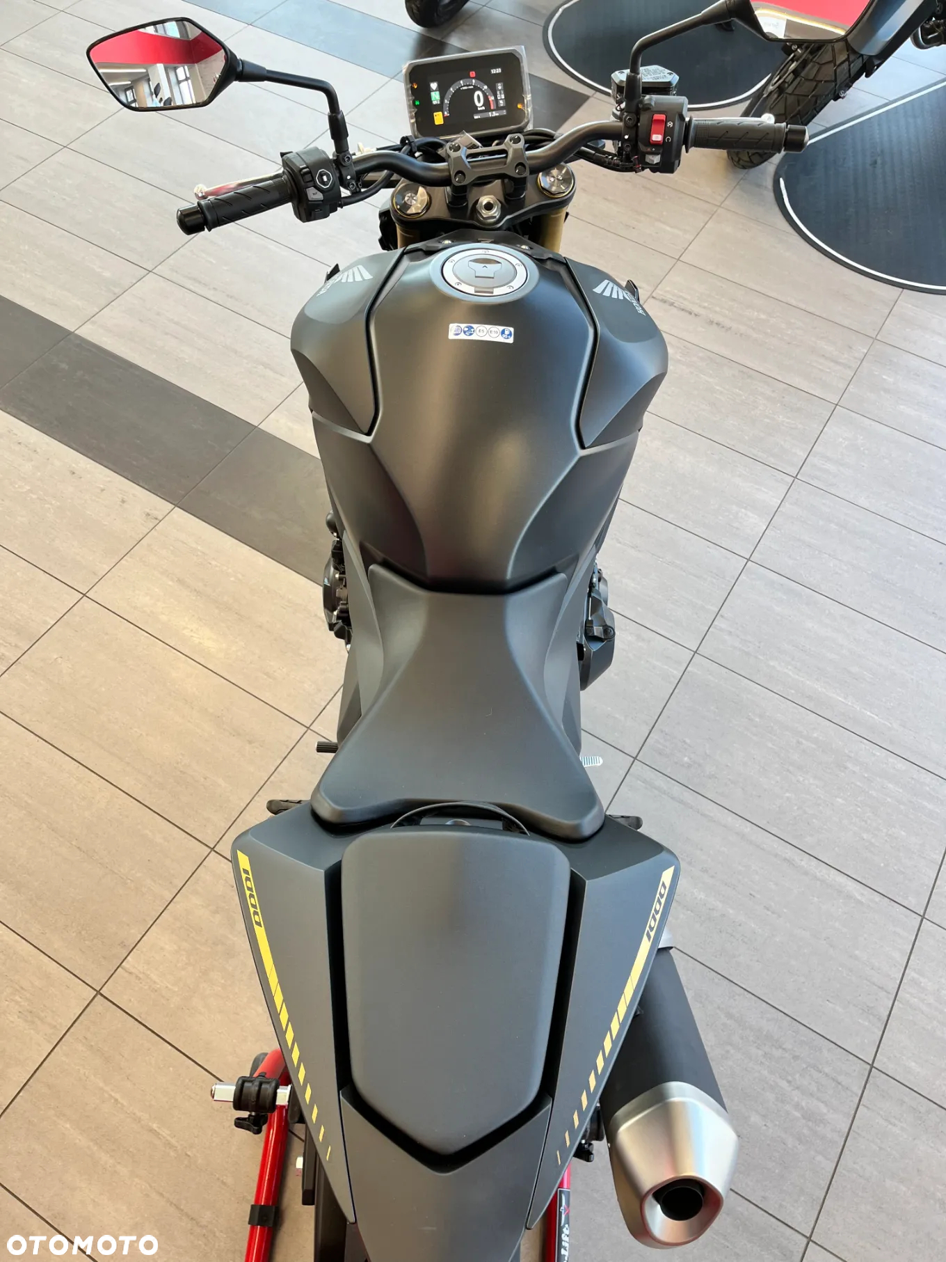 Honda CB - 18