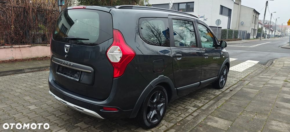 Dacia Lodgy dCi 110 Stepway Celebration - 5
