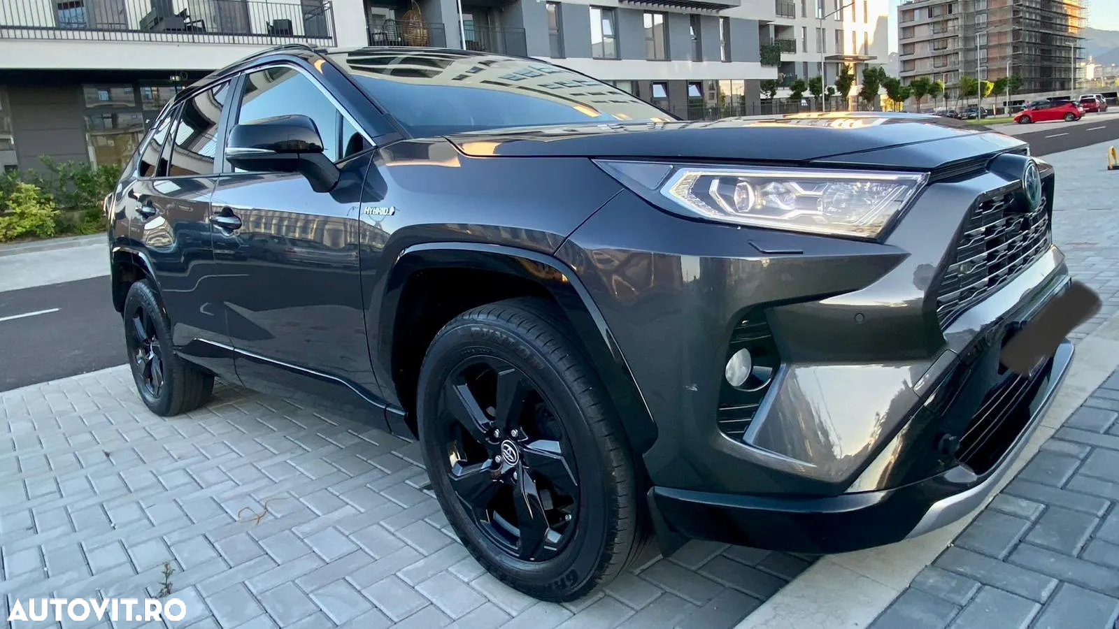 Toyota RAV4 2.5 Hybrid VVT-iE 4x4 Luxury - 4