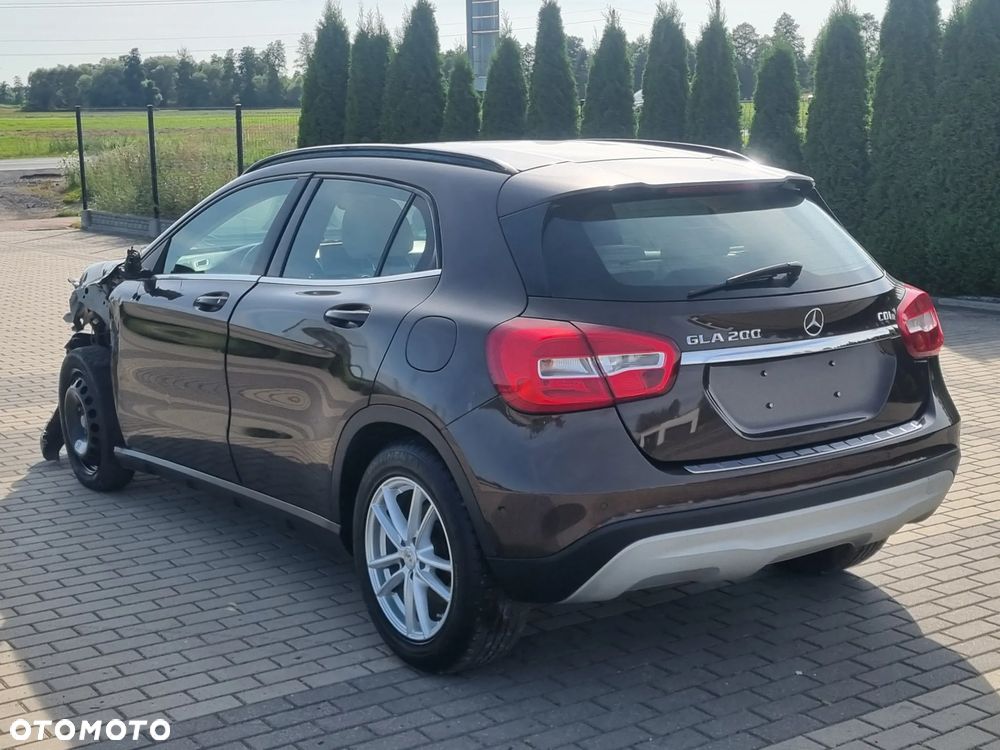 Mercedes-Benz GLA 200 (CDI) d 7G-DCT - 5