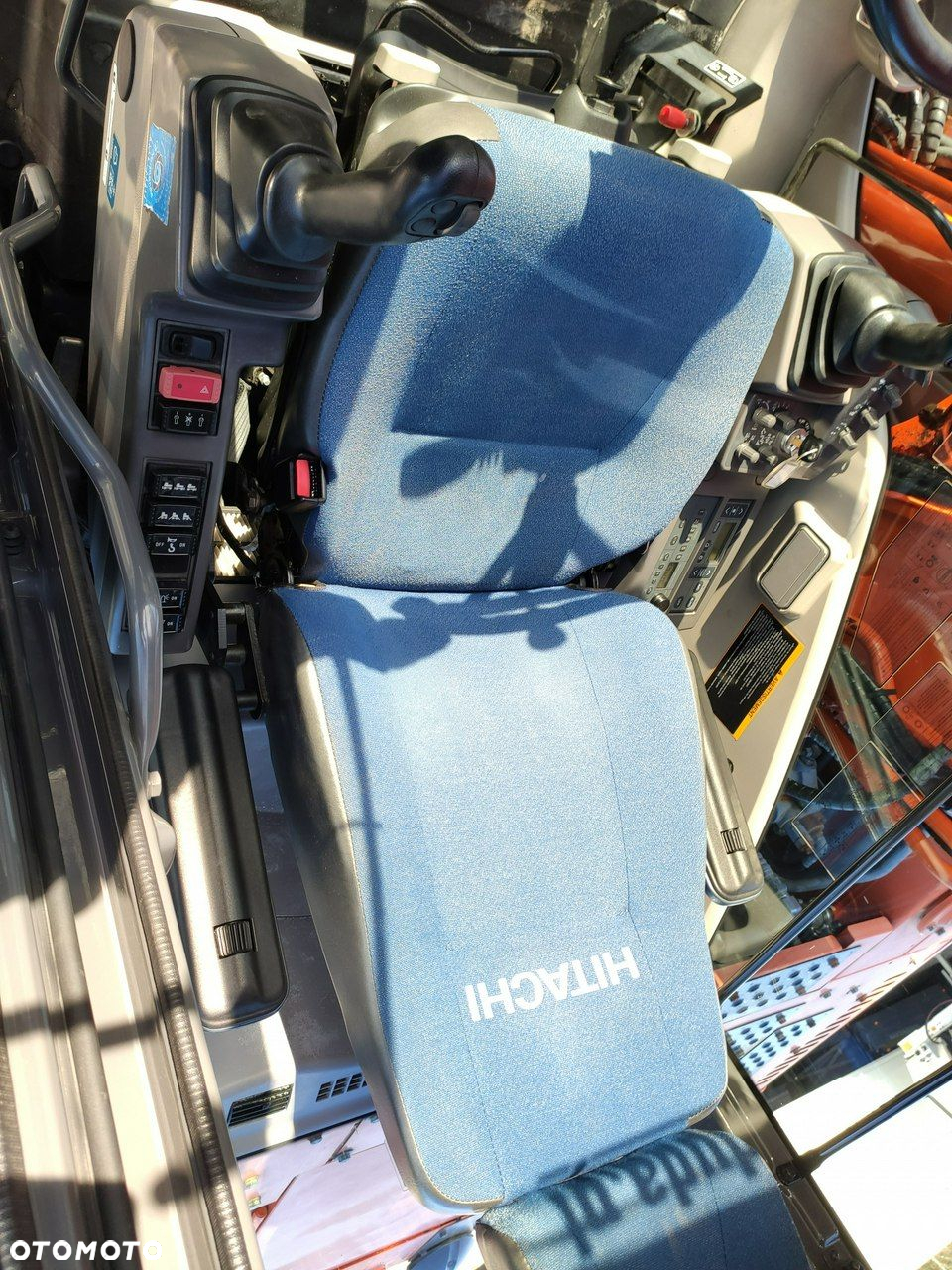 Hitachi ZX140 Koparka Kołowa - 27