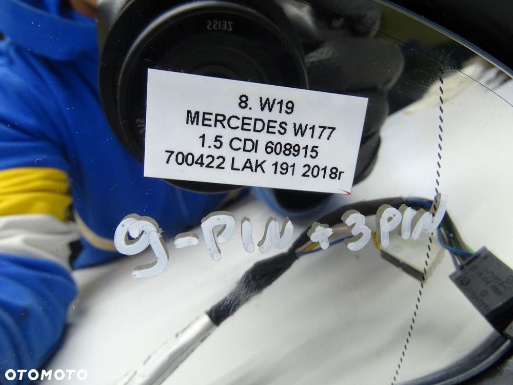 LUSTERKO PRAWE PRAWY PRZÓD PRZEDNIE MERCEDES W177 A-KLASA 9+3 PIN LAK 191 - 9