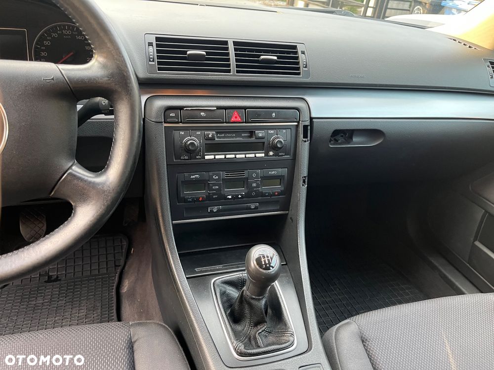 Audi A4 Avant - 26