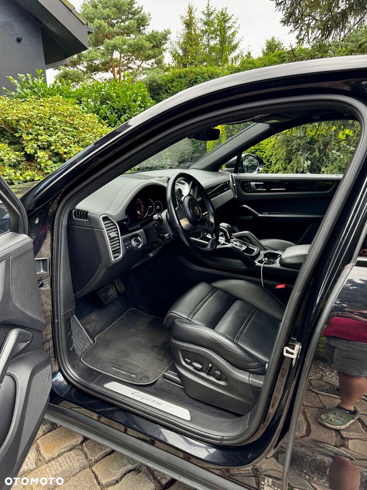 Porsche Cayenne Standard - 8