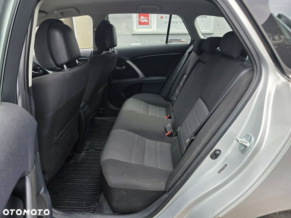 Toyota Avensis 2.0 Premium EU5 - 23