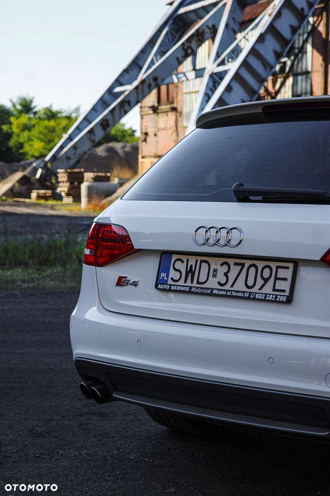 Audi S4 Avant - 4