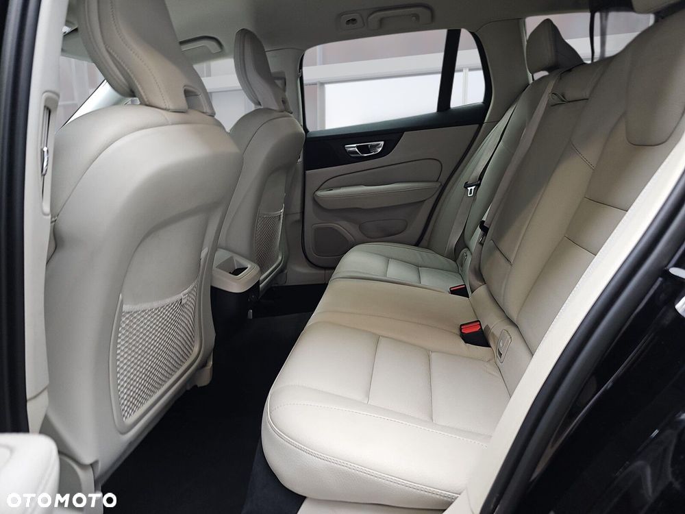 Volvo V60 - 13