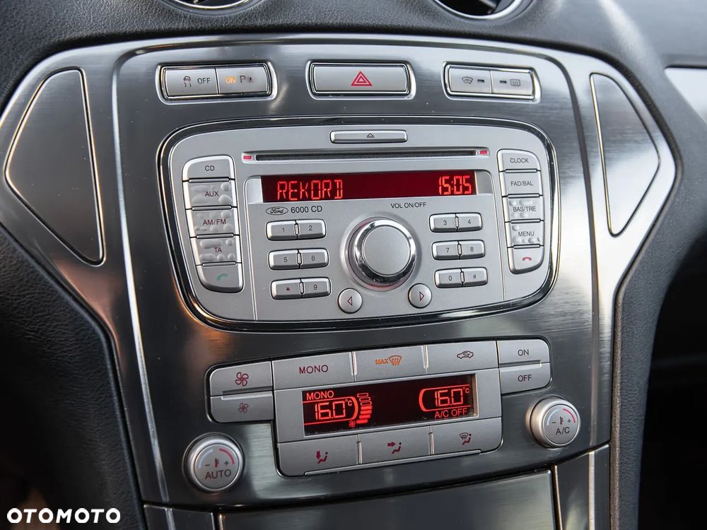 Ford Mondeo 2.0 Platinium X - 21