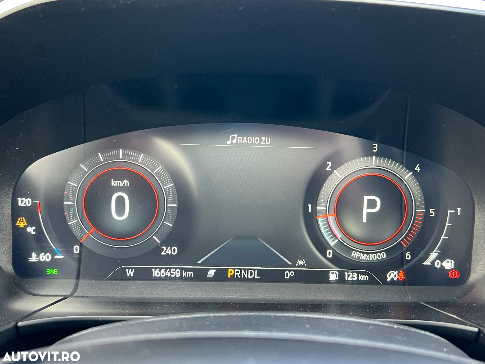 Ford Kuga 1.5 EcoBlue A8 FWD Titanium - 20