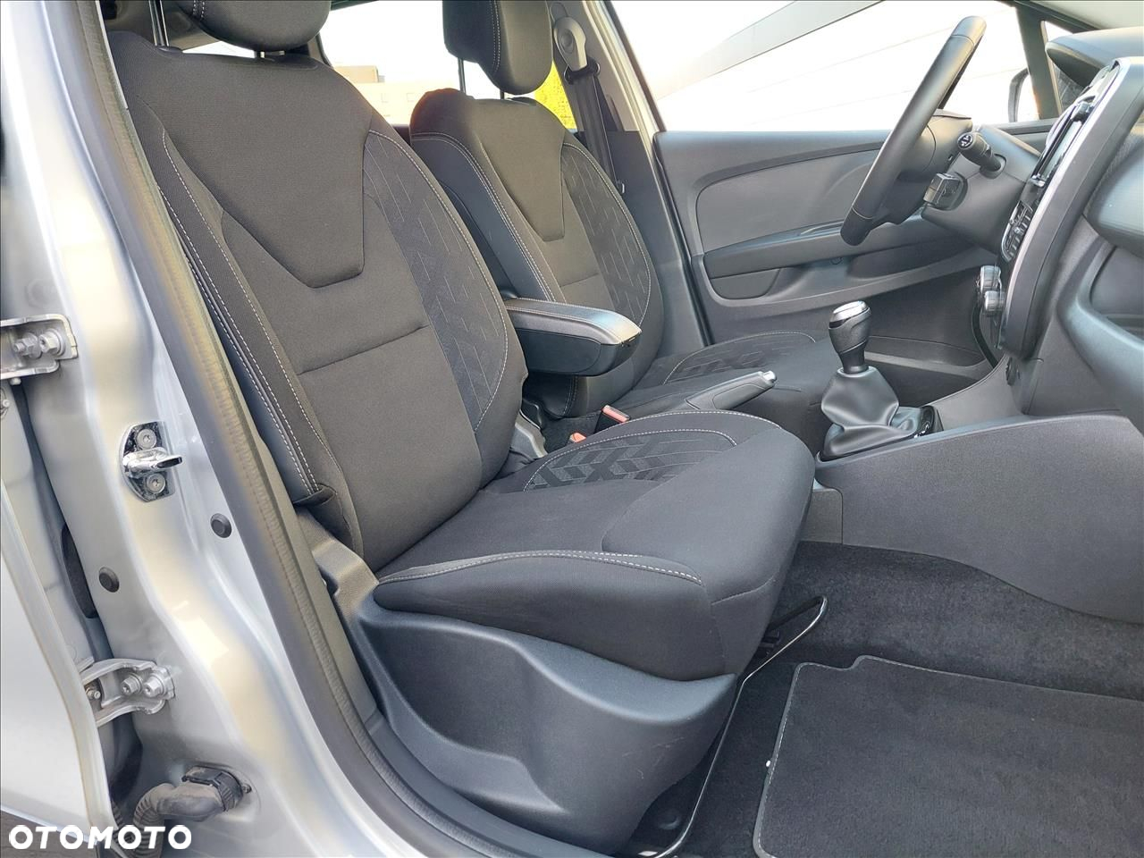 Renault Clio 0.9 Energy TCe Limited 2018 - 8