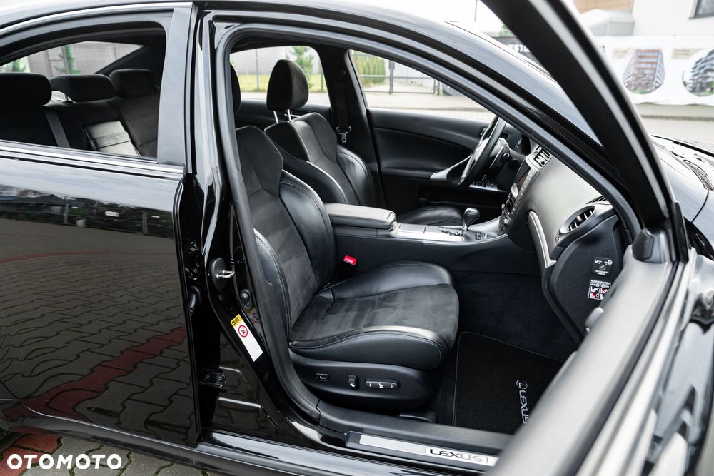 Lexus IS 250 F-Sport - 25