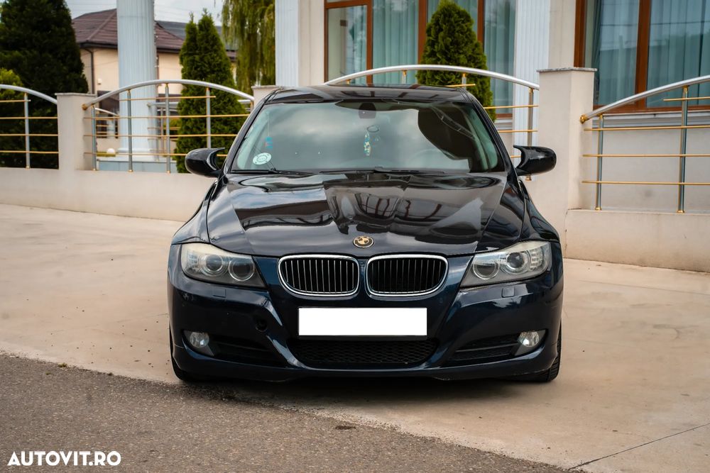 BMW Seria 3 320d DPF Aut. - 1