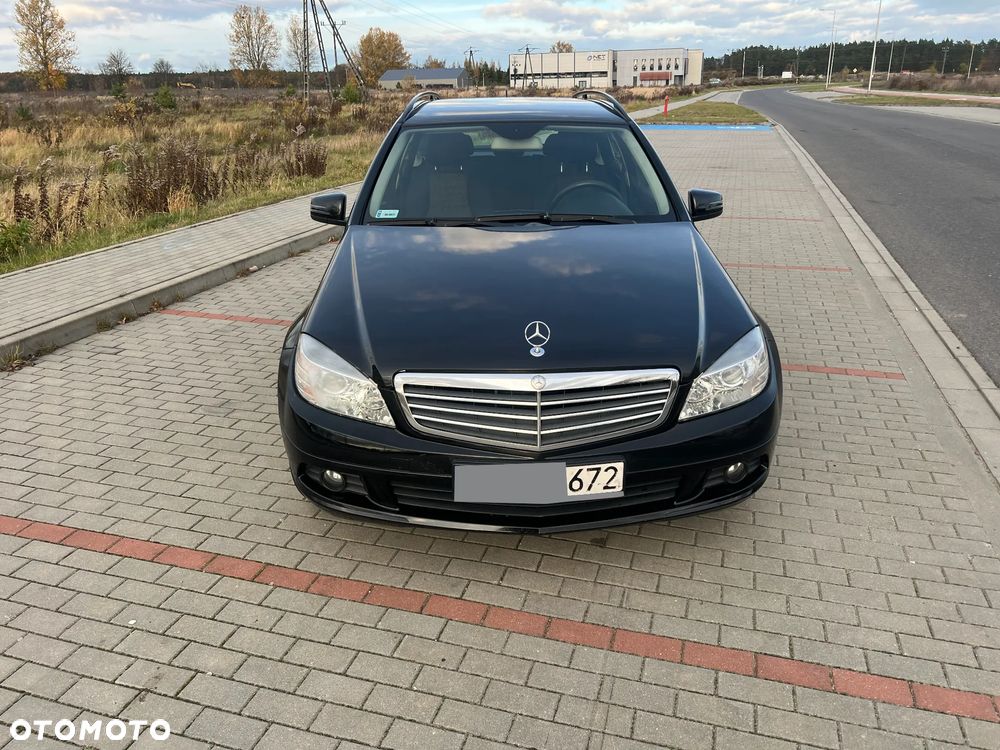 Mercedes-Benz Klasa C 180 K BlueEff Elegance - 2