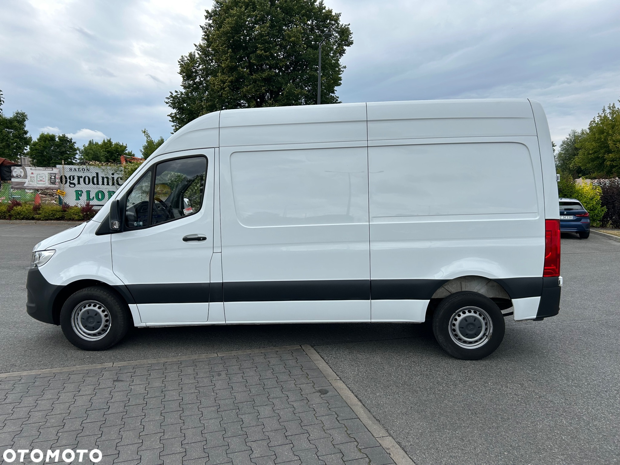Mercedes-Benz Sprinter - 8