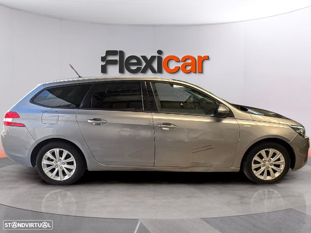 Peugeot 308 SW - 9