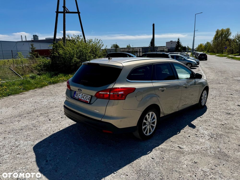 Ford Focus 1.0 EcoBoost Start-Stopp-System TITANIUM STYLE - 4