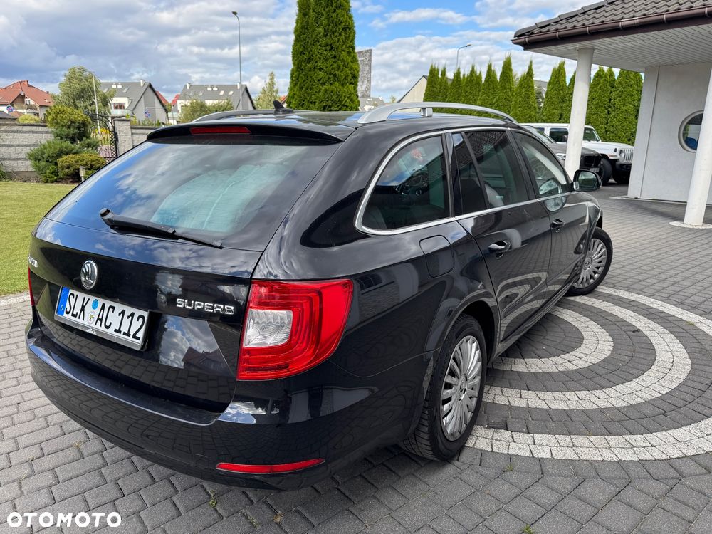 Skoda Superb Combi 2.0 TDI Ambition - 6