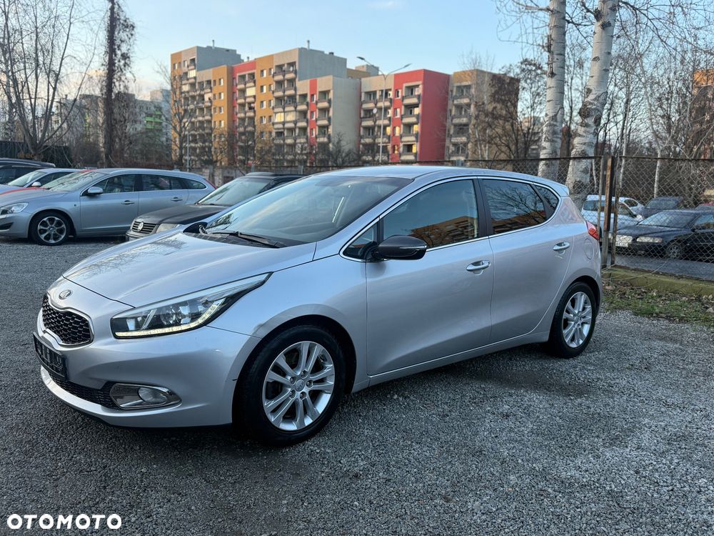 Kia Ceed 1.6 CRDi M - 10