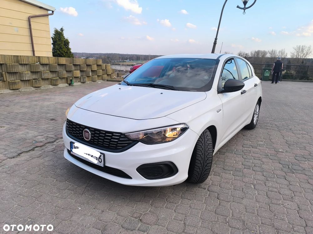 Fiat Tipo - 1