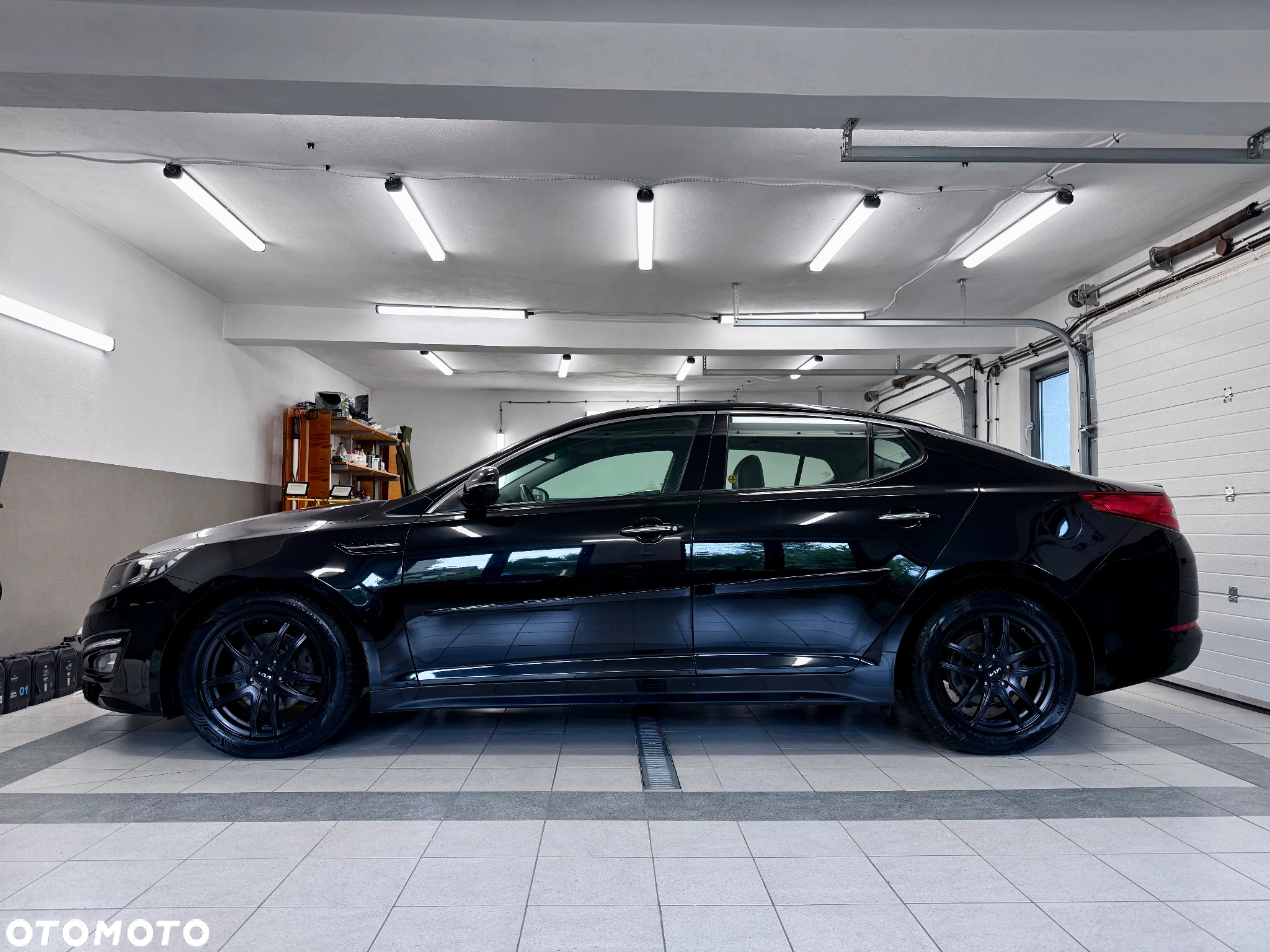 Kia Optima 2.0 CVVT Hybrid Spirit - 11