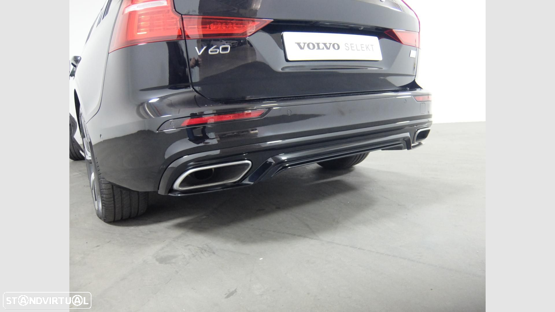 Volvo V60 2.0 T8 AWD TE R-Design - 9