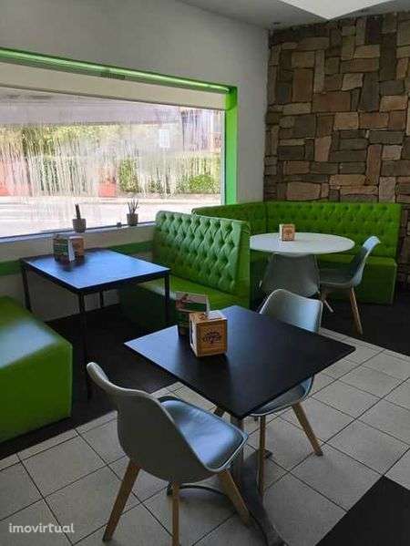 Trespasse de pão quente em pleno funcionamento. - Grande imagem: 2/4