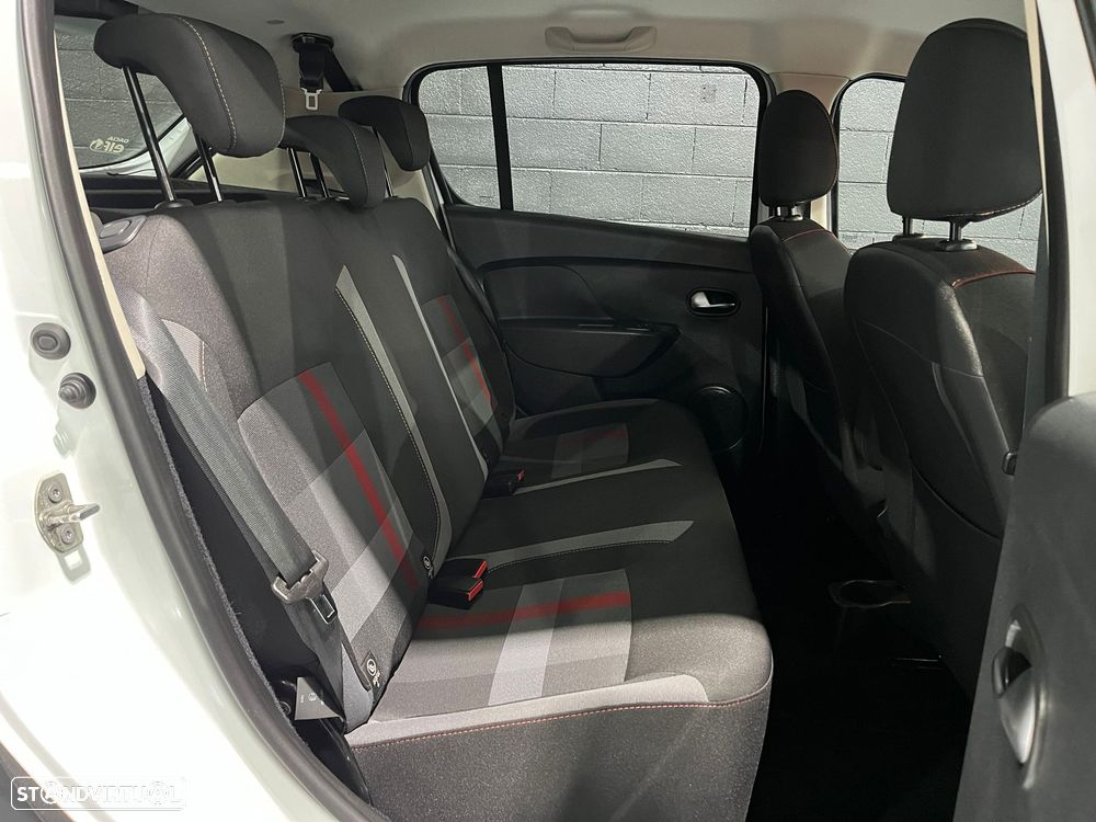 Dacia Sandero 0.9 TCe SL Stepway of Life - 12