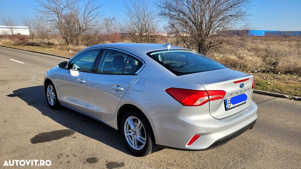 Ford Focus 1.0 EcoBoost Trend Edition - 9