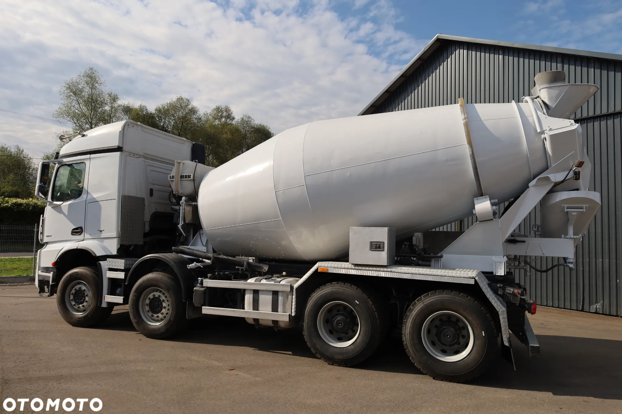 Mercedes-Benz AROCS - 8