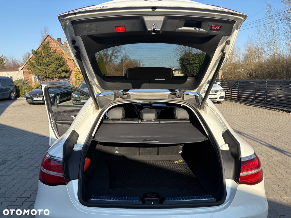 Mercedes-Benz GLC - 15