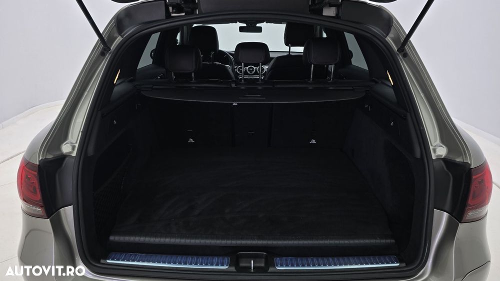 Mercedes-Benz GLC - 24