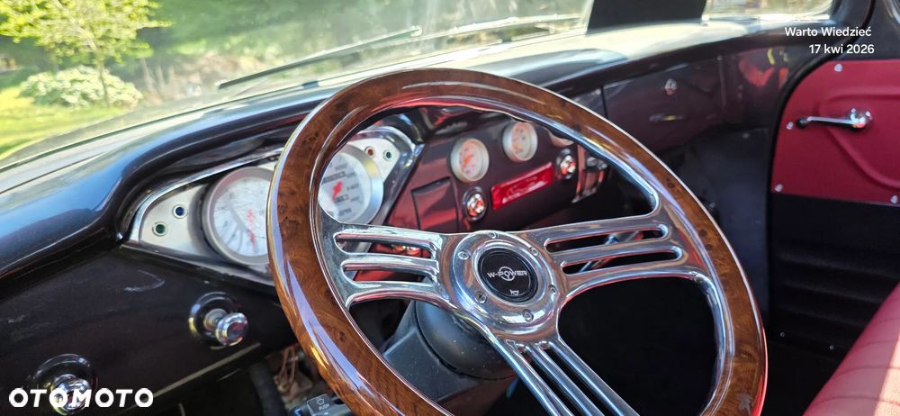 Chevrolet Apache - 4