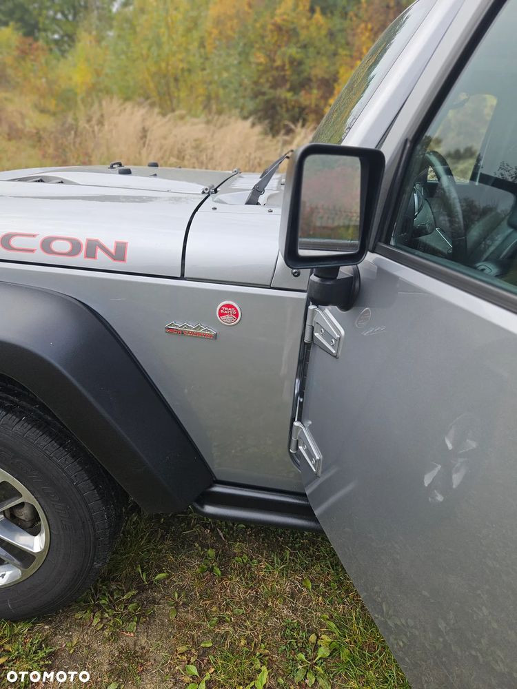 Jeep Wrangler - 8